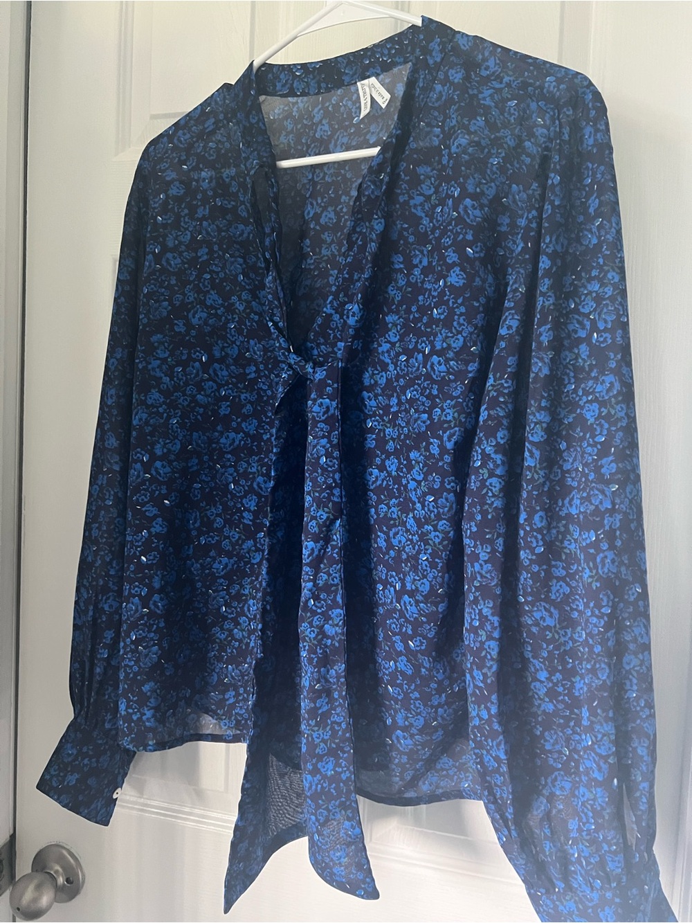 Live 4 Truth Navy Blue Floral Tie-Neck Blouse